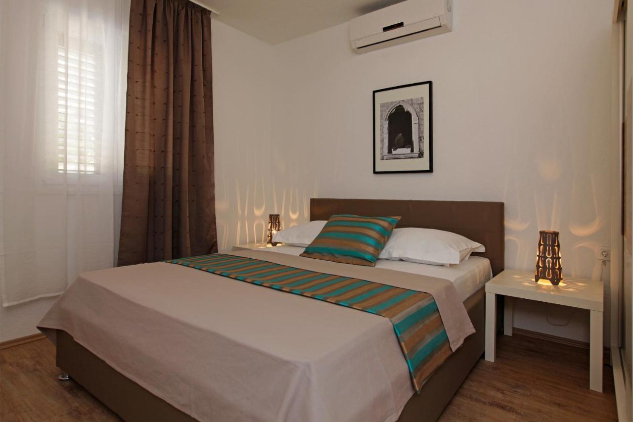 Iris Apartments Bol (Adults Only) Eksteriør bilde
