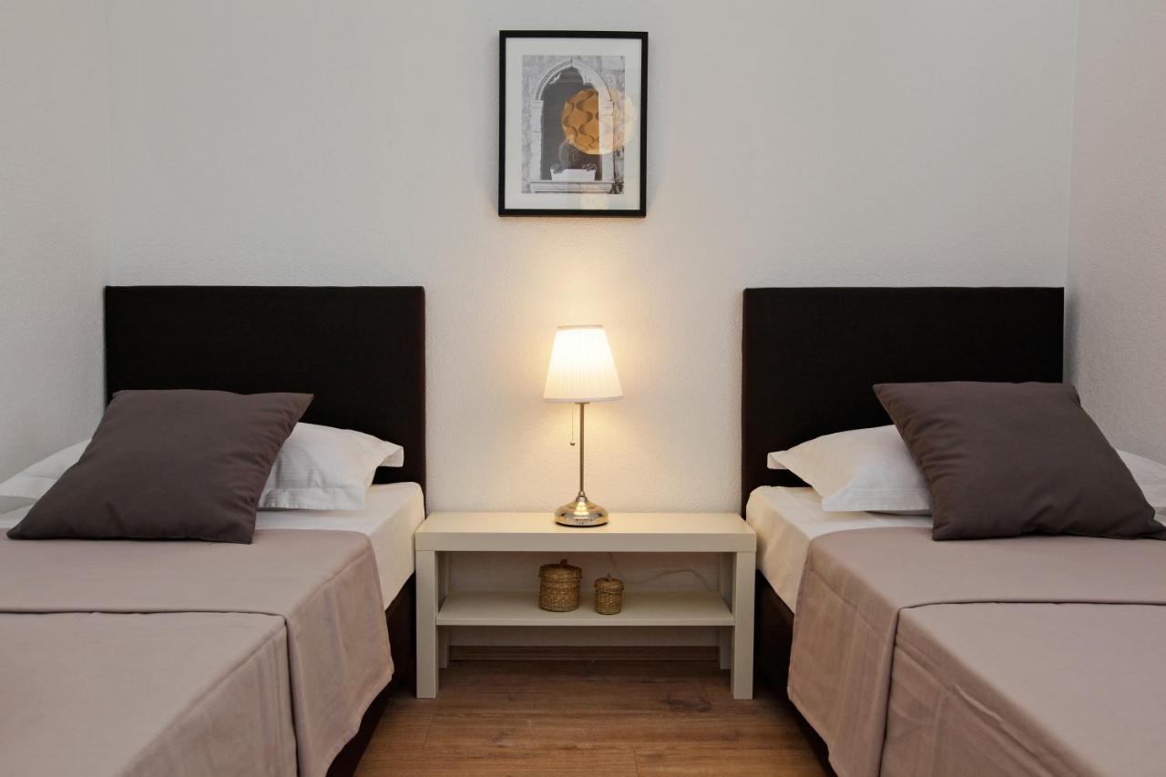 Iris Apartments Bol (Adults Only) Eksteriør bilde