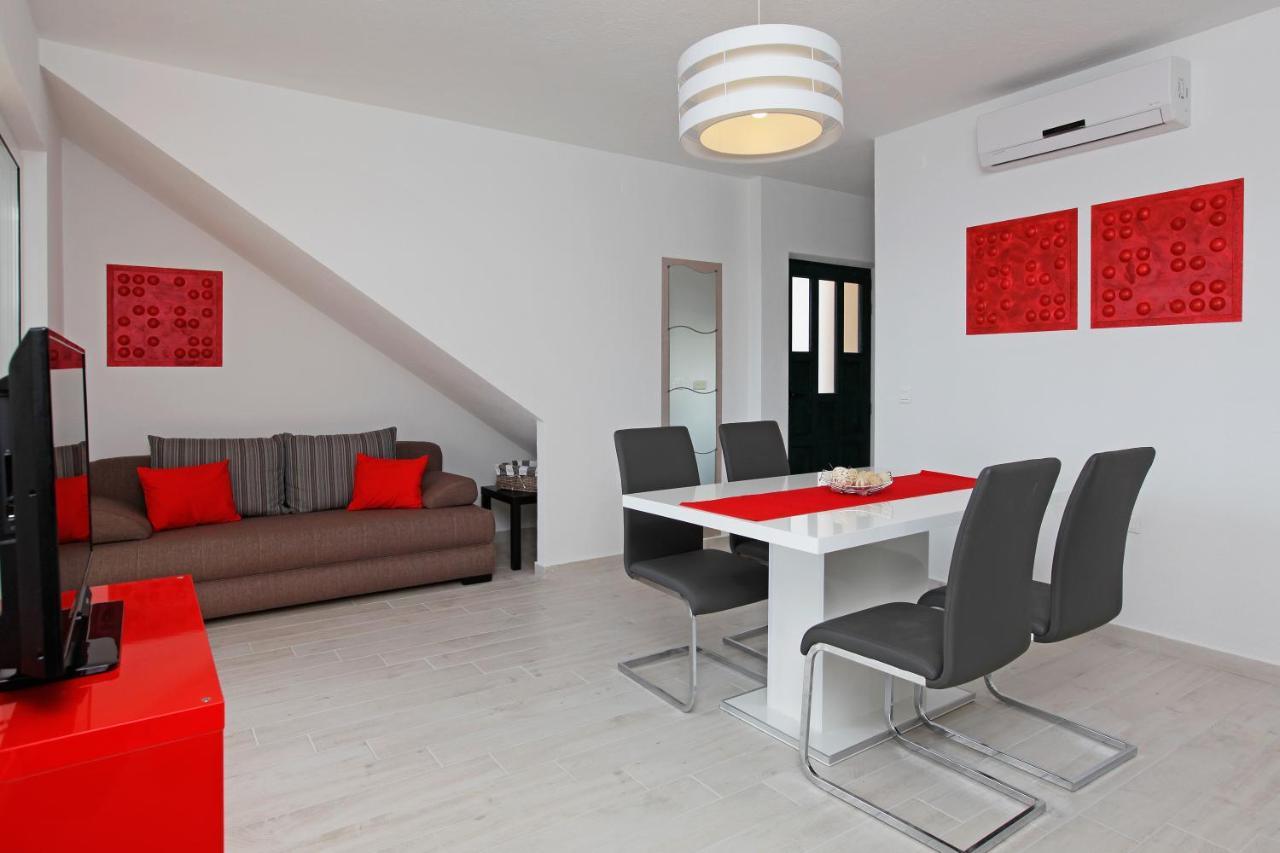Iris Apartments Bol (Adults Only) Eksteriør bilde
