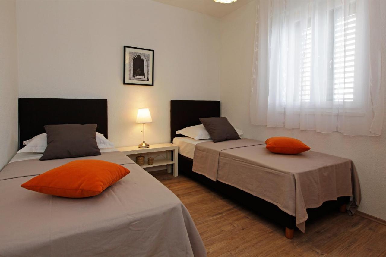 Iris Apartments Bol (Adults Only) Eksteriør bilde